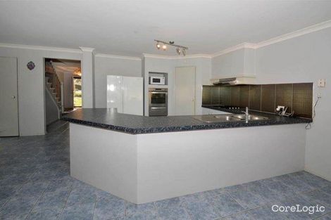 Property photo of 15 Silverdale Walk Cairnlea VIC 3023