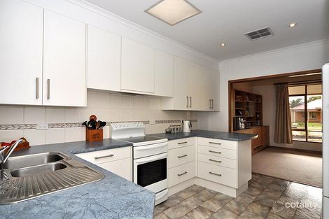 Property photo of 20 Parkwood Grove Mitchell Park SA 5043