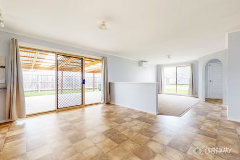 Property photo of 5 Omega Street Carrum Downs VIC 3201