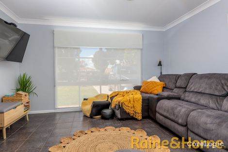 Property photo of 28 Meadowbank Drive Dubbo NSW 2830