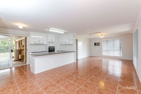 Property photo of 2 Earls Court Telina QLD 4680