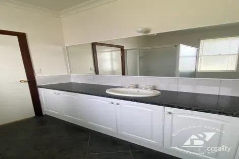 Property photo of 2 Groyne Road Geographe WA 6280