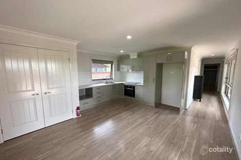 4a Rabaul Rd, Georges Hall, NSW 2198