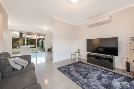 Property photo of 8 Pebblebeach Path Cranbourne VIC 3977