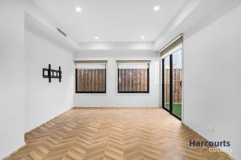 Property photo of 5 Rathmines Road Truganina VIC 3029