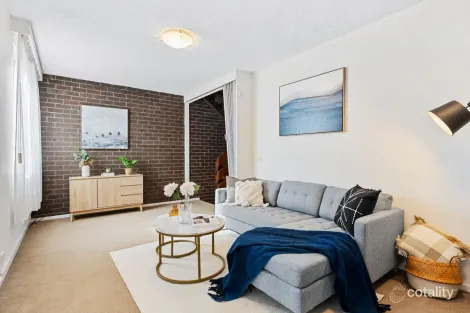 Property photo of 4/2-4 Rosaline Avenue Mount Waverley VIC 3149