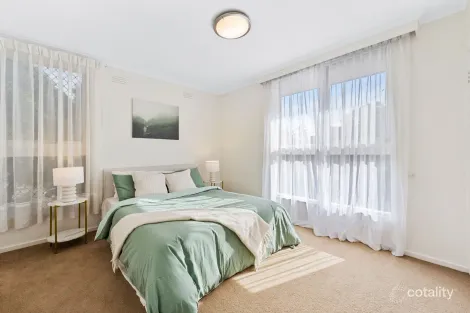 Property photo of 4/2-4 Rosaline Avenue Mount Waverley VIC 3149