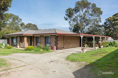 Property photo of 5 Neales Road Willyaroo SA 5255