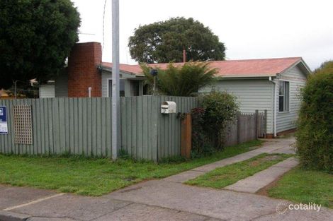 2 Arnold Pl, Scottsdale, TAS 7260