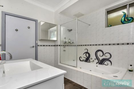 Property photo of 27 Benjafield Way Hamersley WA 6022