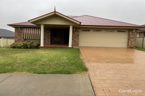 Property photo of 8 Hills Street Young NSW 2594