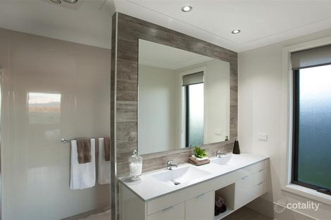 Property photo of 14 Patmos Place Orange NSW 2800