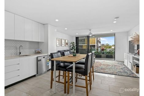 Property photo of 207/45-51 Latham Street Chermside QLD 4032