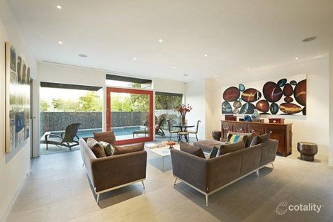 Property photo of 6 Nareeb Court Toorak VIC 3142