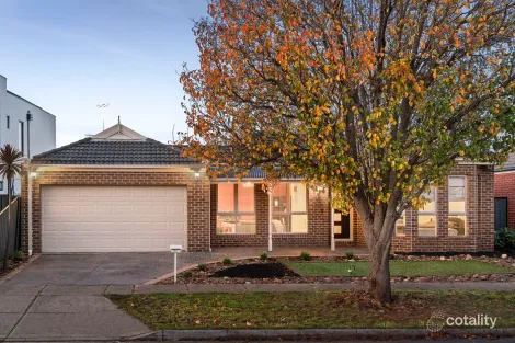 15 CHARTWELL CRES, DERRIMUT, VIC 3026