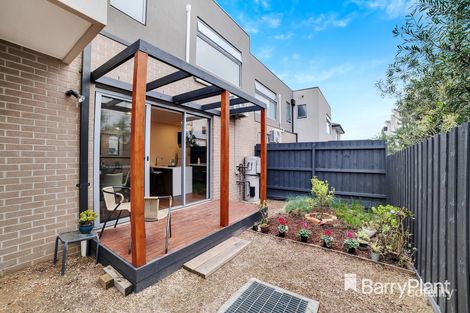 Property photo of 14/639 Mountain Highway Bayswater VIC 3153