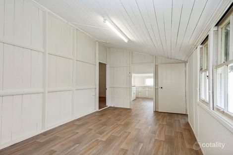 Property photo of 53 Holdsworth Road North Ipswich QLD 4305