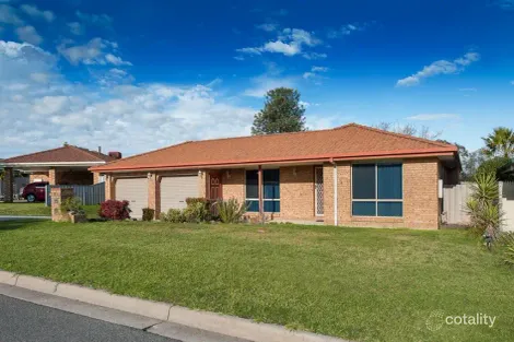 Property photo of 10 Darri Drive Springdale Heights NSW 2641