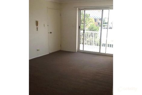 Property photo of 152 Old Cleveland Road Coorparoo QLD 4151