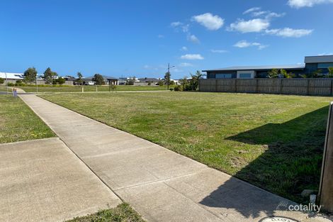 Property photo of 51 Rippleside Drive Torquay VIC 3228