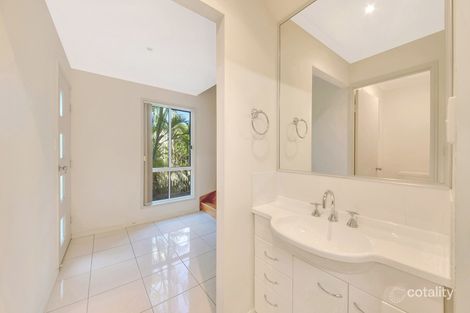 Property photo of 5/18 Pacific Avenue Tannum Sands QLD 4680
