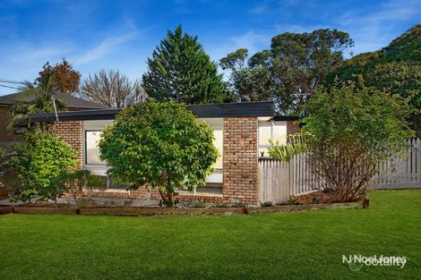 Property photo of 17 Meadowlark Lane Mooroolbark VIC 3138