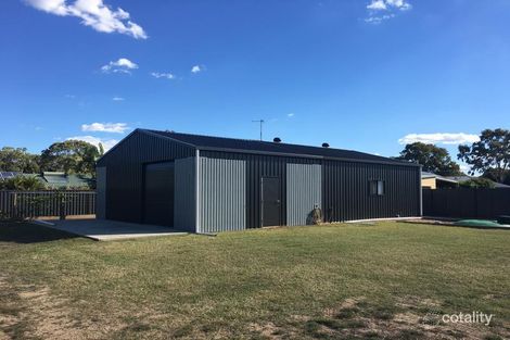 3 Acacia St, Moore Park Beach, QLD 4670