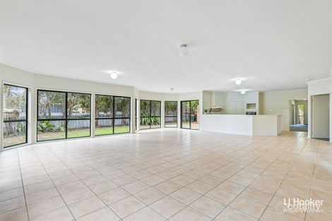 Property photo of 30 Shylock Crescent Sunnybank Hills QLD 4109