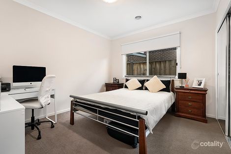 Property photo of 11 Coco Circuit Point Cook VIC 3030