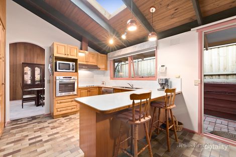 Property photo of 9 Haliday Court Greensborough VIC 3088