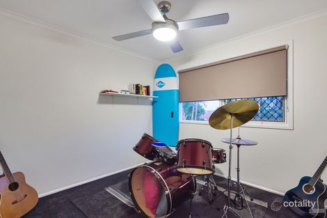 Property photo of 19 Harding Boulevard Mount Warren Park QLD 4207