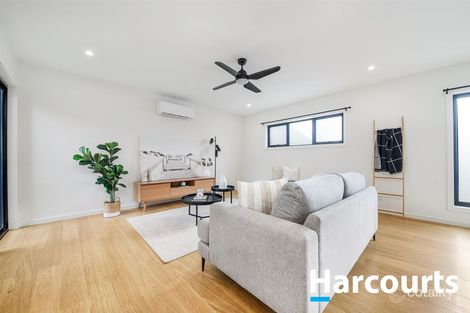 Property photo of 1/9 Hair Court Beaconsfield VIC 3807