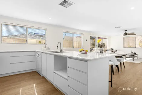 Property photo of 8 Willis Road Beaconsfield WA 6162