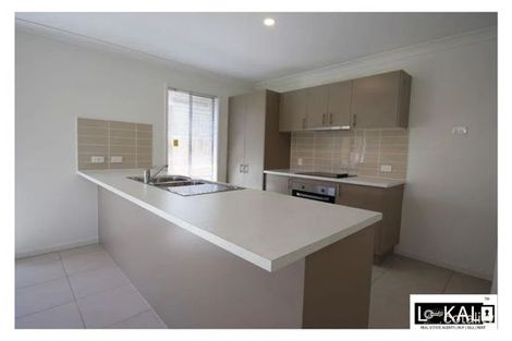 Property photo of 29 Eagleton Crescent Leichhardt QLD 4305