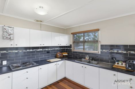 Property photo of 2 Leonard Street Leichhardt QLD 4305