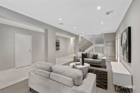 Property photo of 2 Hadley Close Kealba VIC 3021