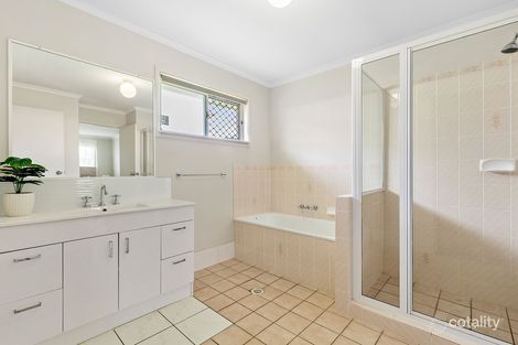Property photo of 5 Beetson Court Eagleby QLD 4207