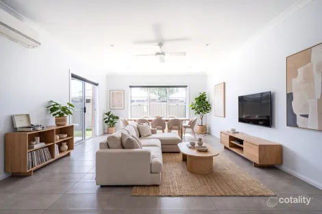 6 Coral Sea Dr, West Nowra, NSW 2541