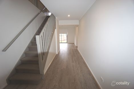 Property photo of 25 Amaroo Walk Werribee VIC 3030