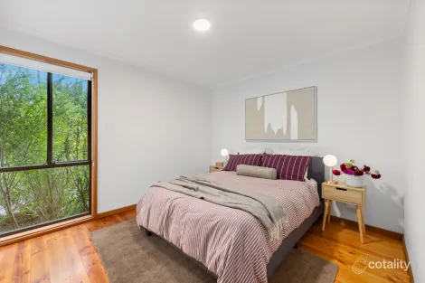 Property photo of 2/62 Edward Street Macleod VIC 3085