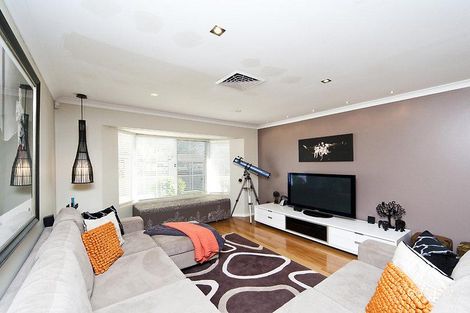 Property photo of 9 Amery Street Como WA 6152