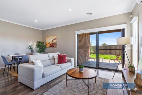 Property photo of 27 Willesden Crescent Wyndham Vale VIC 3024