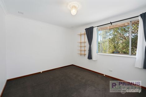 Property photo of 18 Mirreen Court Karawara WA 6152