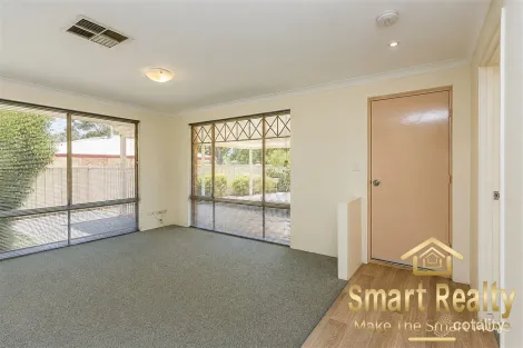 Property photo of 3 Gould Close Brookdale WA 6112