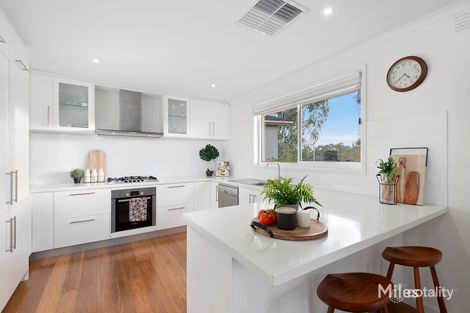 Property photo of 22 Somerset Drive Viewbank VIC 3084