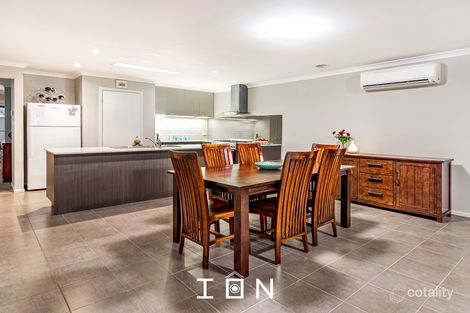 Property photo of 21 Wild Scotchman Way Cranbourne East VIC 3977