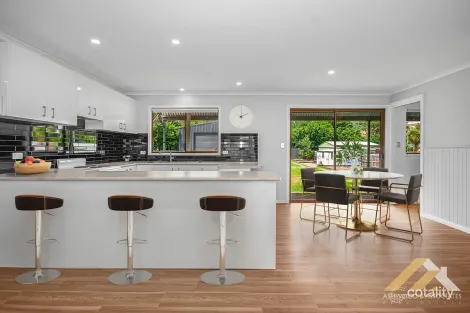 Property photo of 4 Omeo Road Dargo VIC 3862