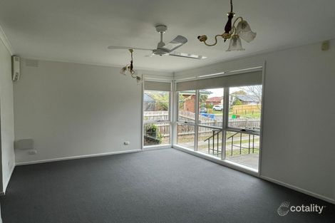 Property photo of 10 Dunbar Avenue Cranbourne VIC 3977