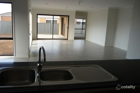 Property photo of 70 Pioneer Drive Deer Park VIC 3023