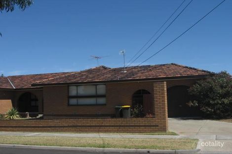 Property photo of 27 Cowper Avenue St Albans VIC 3021